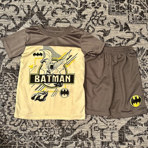 Batman Other - Boys Batman Short & Tee Set Size 6